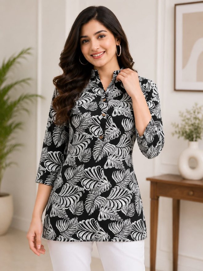 Women’s Black & White Printed Stylish Top